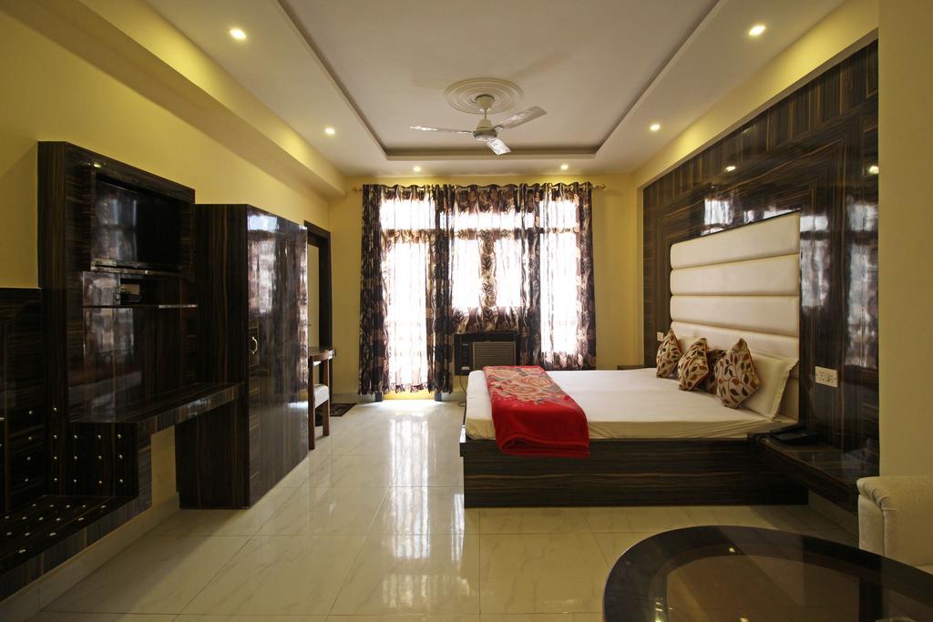 Hotel Sahil Katra  Luaran gambar